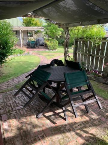 Twizel Central Studio Accommodation Экстерьер фото